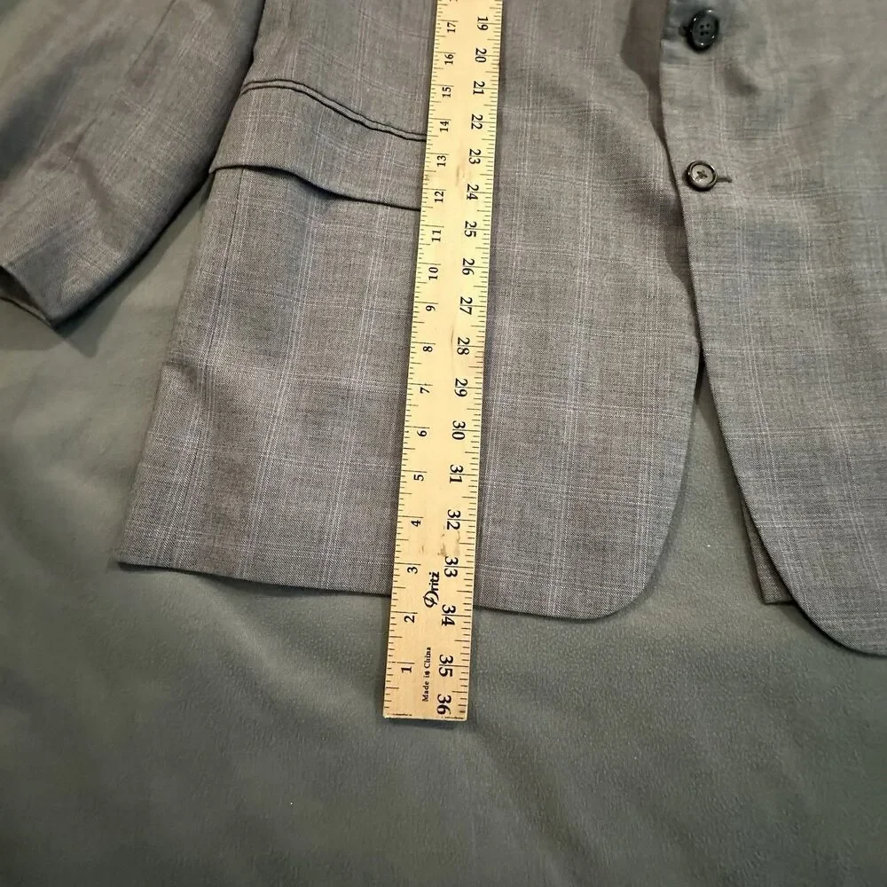Hickey Freeman 2 Piece Suit Men’s 48L Wool Silk Pleated Pants 38x31 Made in USA
